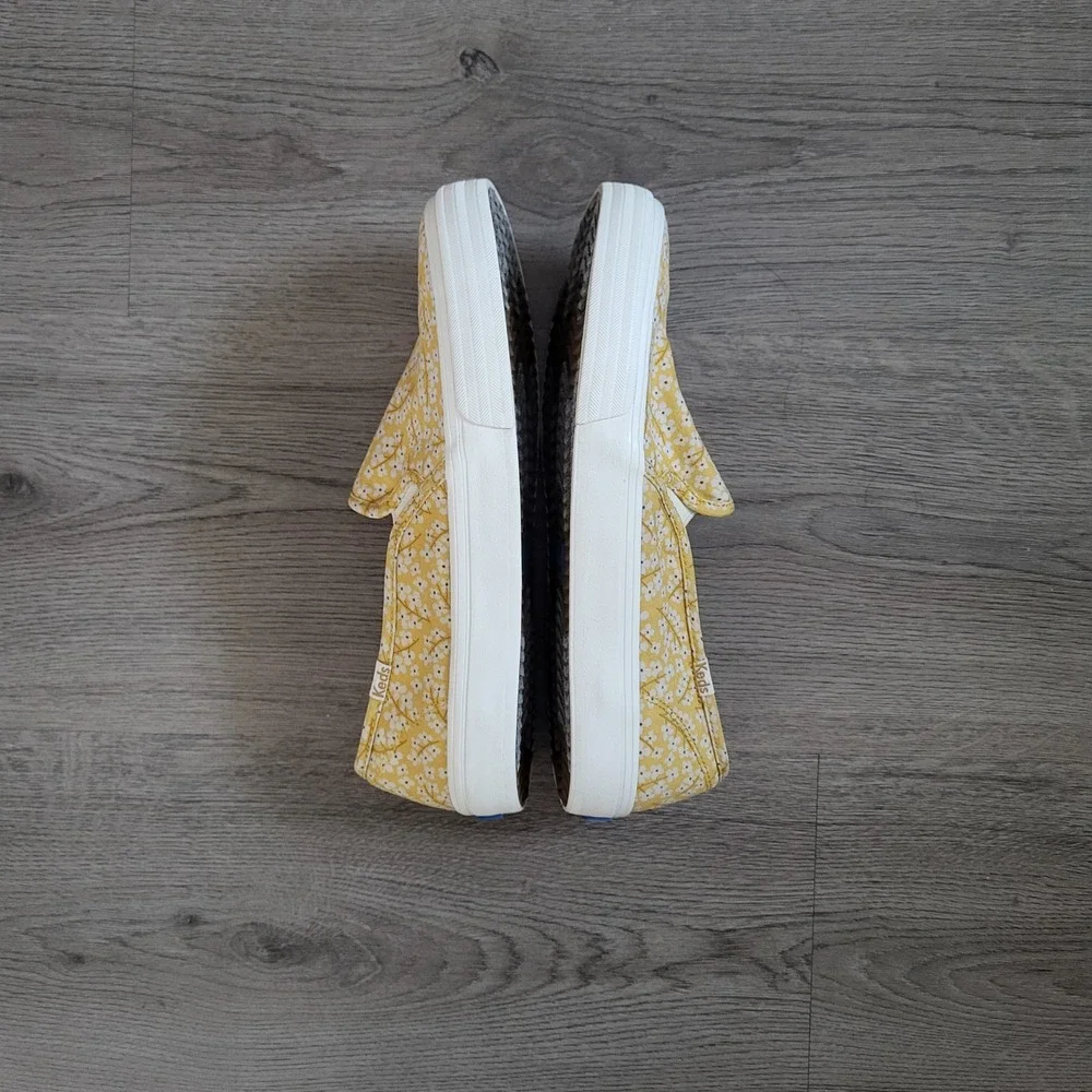 Keds Double Decker Yellow Floral Canvas Slip On Sneakers Softerra Womens 8.5